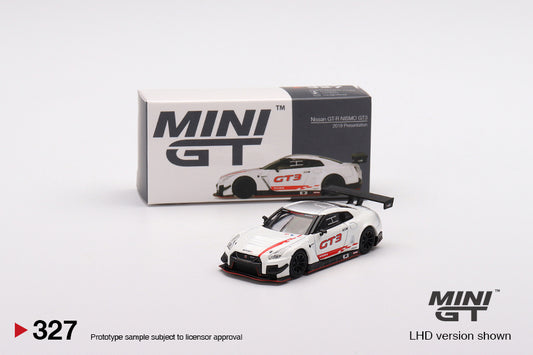 TSM Mini GT 1:64 Nissan GT-R Nismo GT3 2018 Presentation (LHD)