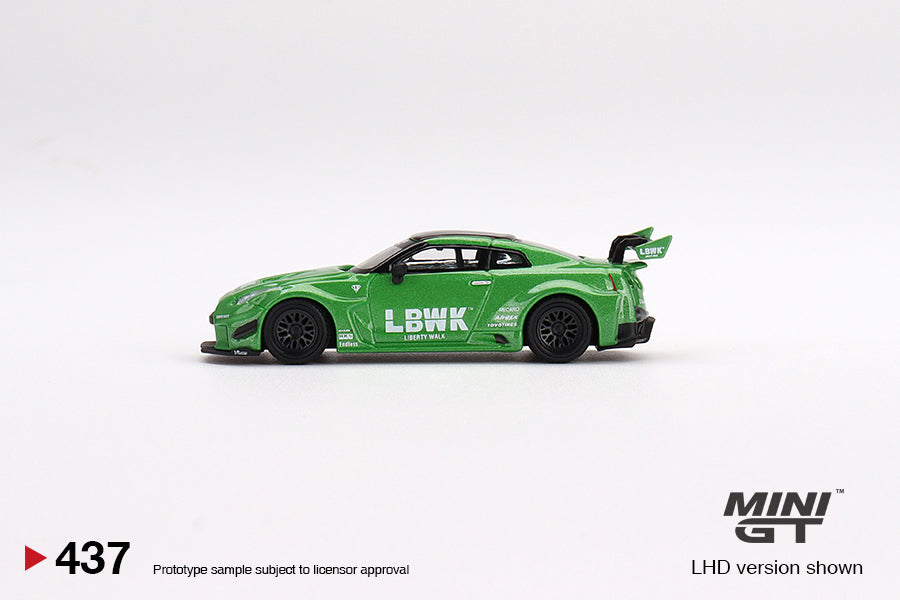 TSM Mini GT 1:64 LB-Silhouette WORKS GT NISSAN 35GT-RR Ver.2 Apple Green  (RHD)