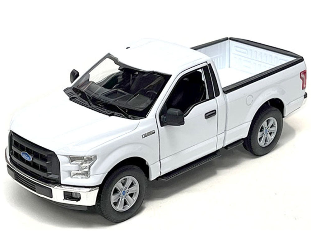 1:24 2015 Ford F-150 Regular Cab - White Diecast Model Car