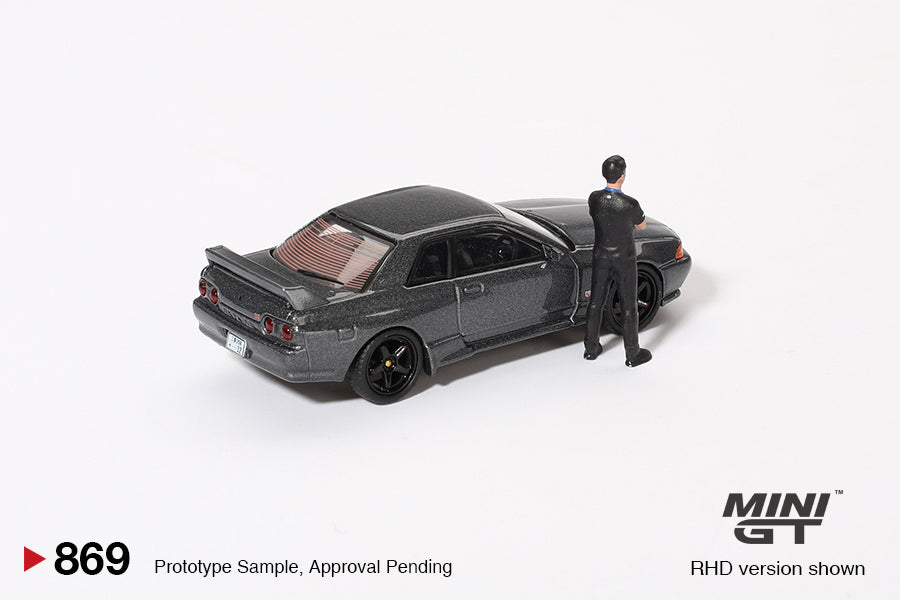 Nissan Skyline GT-R (R32) Gunmetal W/ Matsuda Figure Tsugio Matsuda Collection