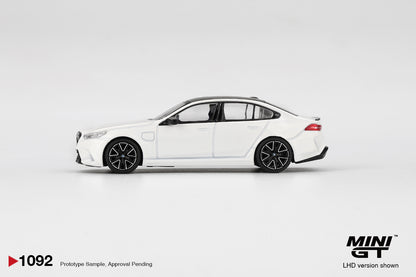 TSM Mini GT 1:64 BMW M5 Alpine White RHD