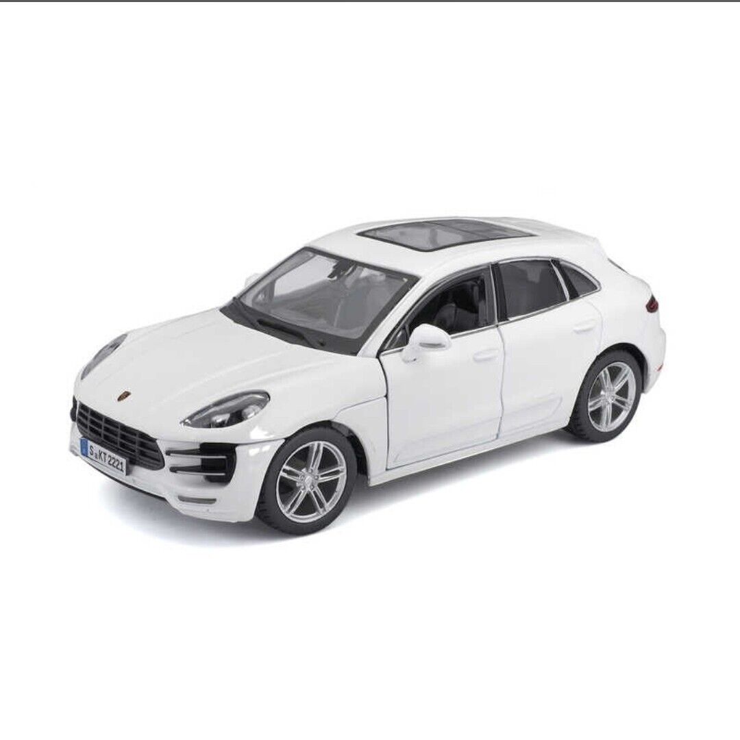 1:24 Porsche Macan Diecast Model Car